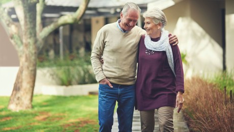 Was ist eine Immobilienverrentung? | Wüstenrot wuestenrot-immobilienverrentung-seniorenpaar