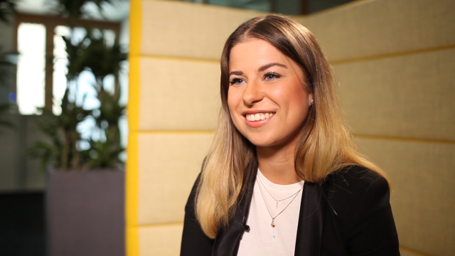 Finanzberaterin im Bereich Bausparen und Baufinanzierung