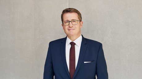 Bernd Hertweck - Vorstandsvorsitzender der Wüstenrot Bausparkasse und Geschäftsfeldleiter Wohnen der W&W-Gruppe Bernd Hertweck - Vorstandsvorsitzender der Wüstenrot Bausparkasse und Geschäftsfeldleiter Wohnen der W&W-Gruppe